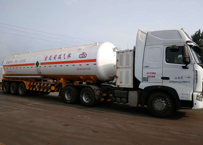 液氮槽車